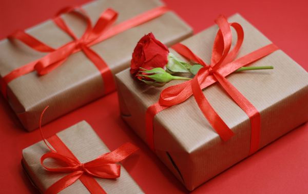 Idées cadeaux pour marquer l'occasion : optez pour du personnalisé
